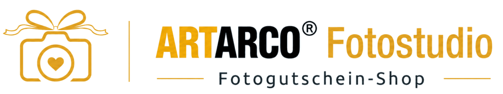Logo des ARTARCO Fotostudio Fotogutschein-Shops mit Geschenk-Kamera-Symbol und Schriftzug ARTARCO Fotostudio Fotogutschein-Shop.