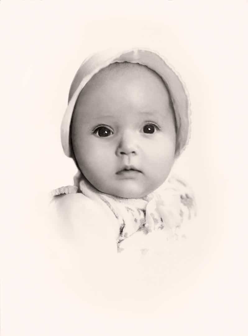 Restauriertes Baby Portrait